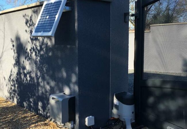 Moteur solaire portail - Performance Habitat